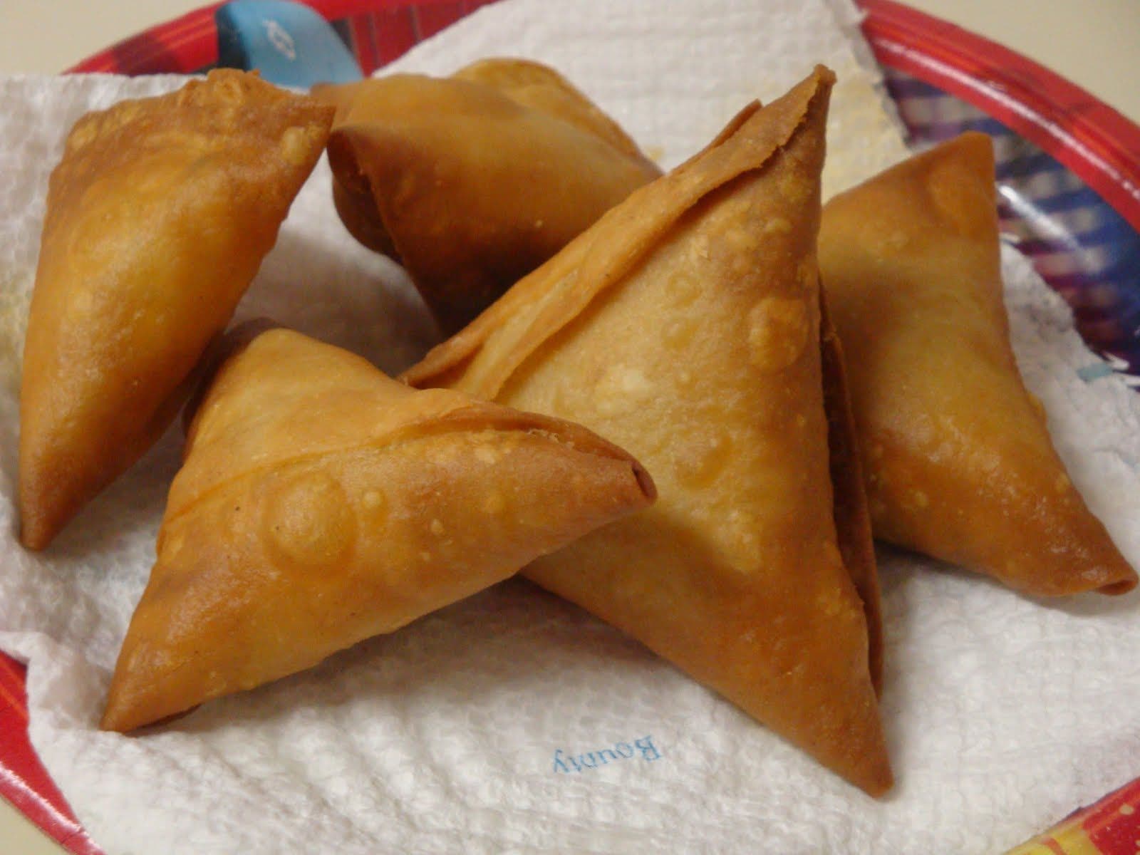 Thiên Đường Ăn Vặt Cô Giang